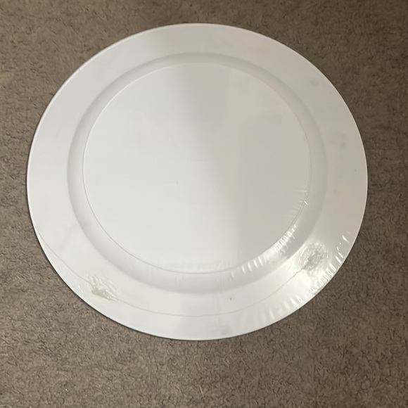 Martha Stewart 3 Plastic Plates 16” - Picture 2 of 3